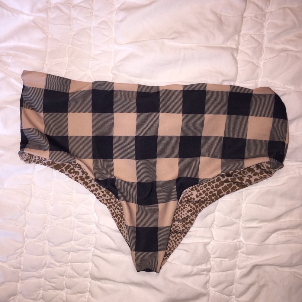 SOLD Acacia duke bottoms in check